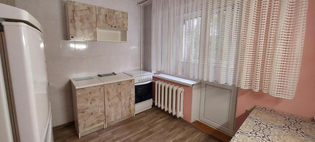 Nice Apartment Kiev Bagian luar foto