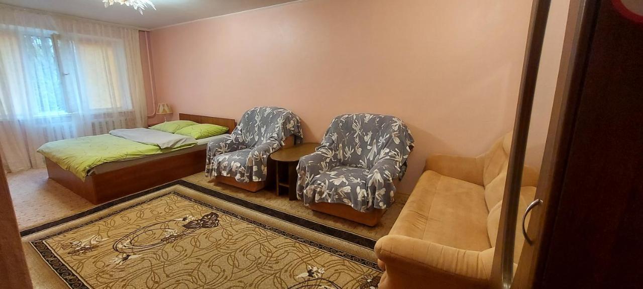 Nice Apartment Kiev Bagian luar foto