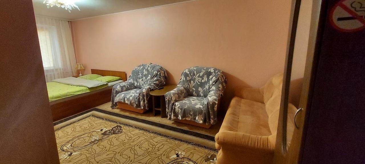 Nice Apartment Kiev Bagian luar foto